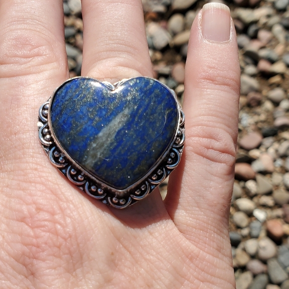 New Heart Shaped Lapis Lazuli 925 Silver Statement Ring. - Picture 8 of 16